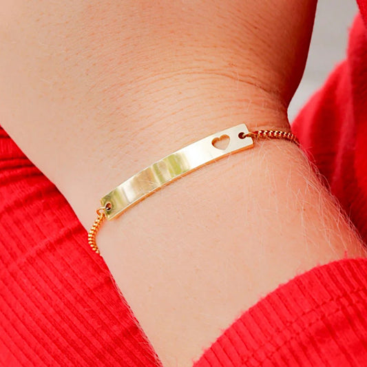 Adjustable Curved Heart Bracelet